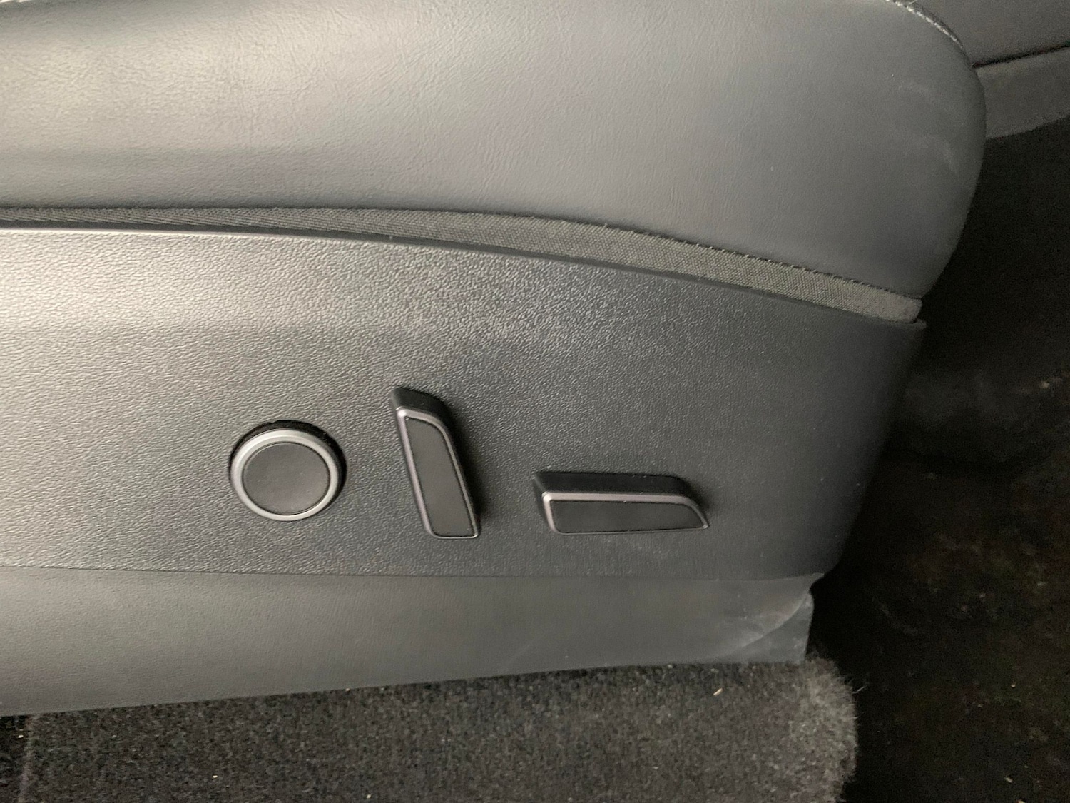 Used Tesla Model Y 2022 for sale - 77031818: Photo 25