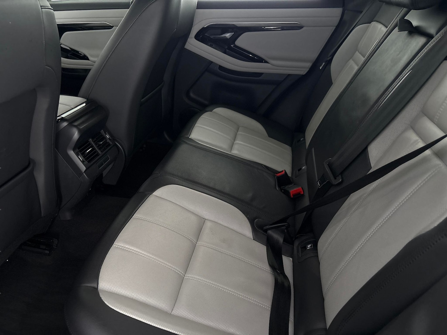 Used Land Rover Range Rover Evoque 2022 for sale - 76819025: Photo 30