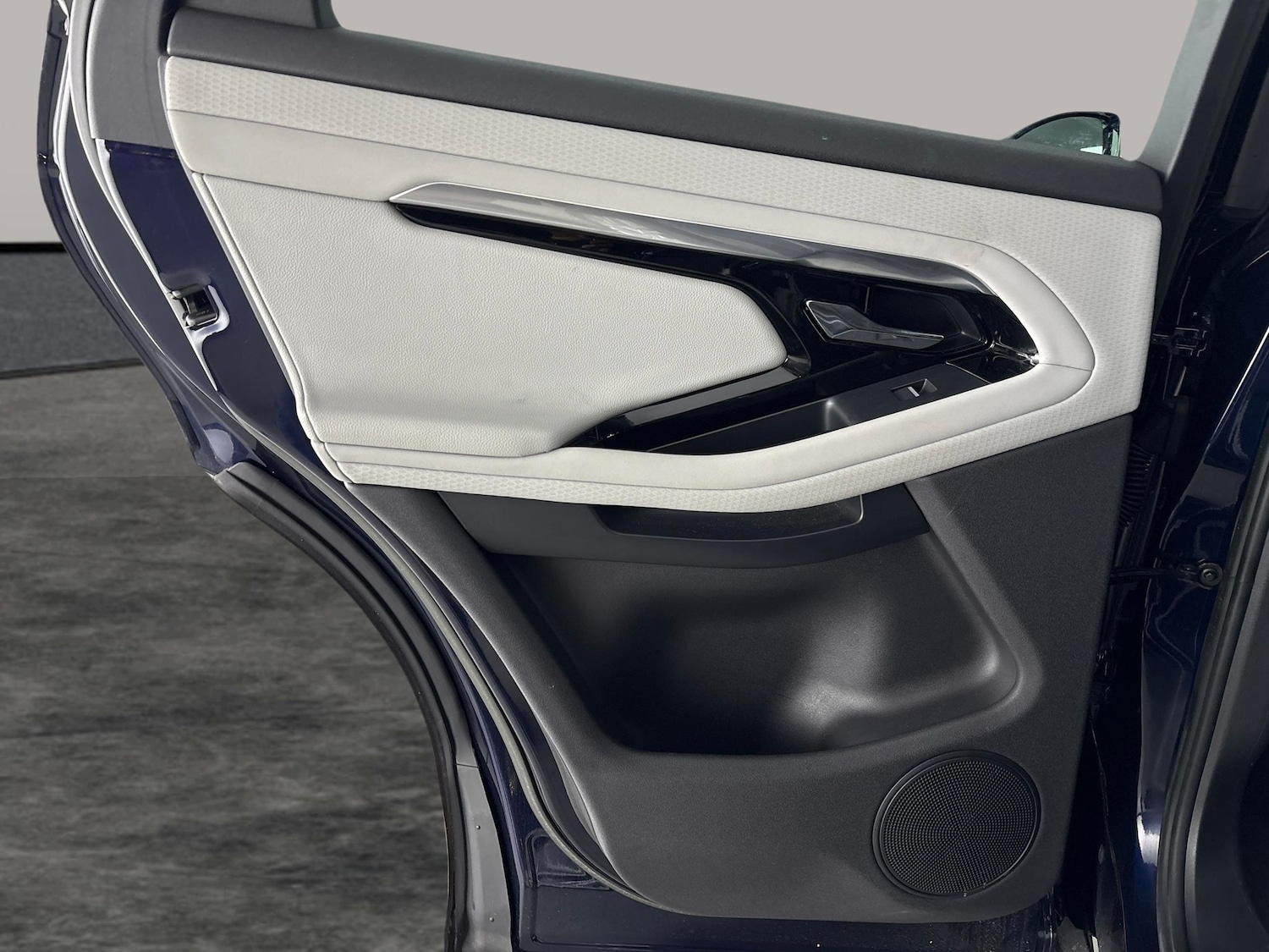 Used Land Rover Range Rover Evoque 2022 for sale - 76819025: Photo 33