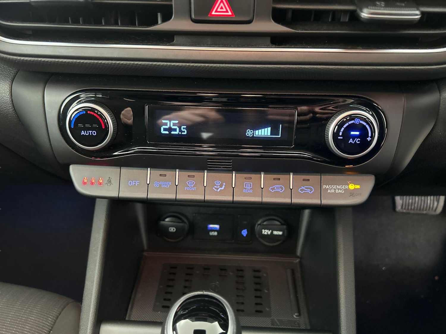 Used Hyundai KONA 2023 for sale - 76627602: Photo 16