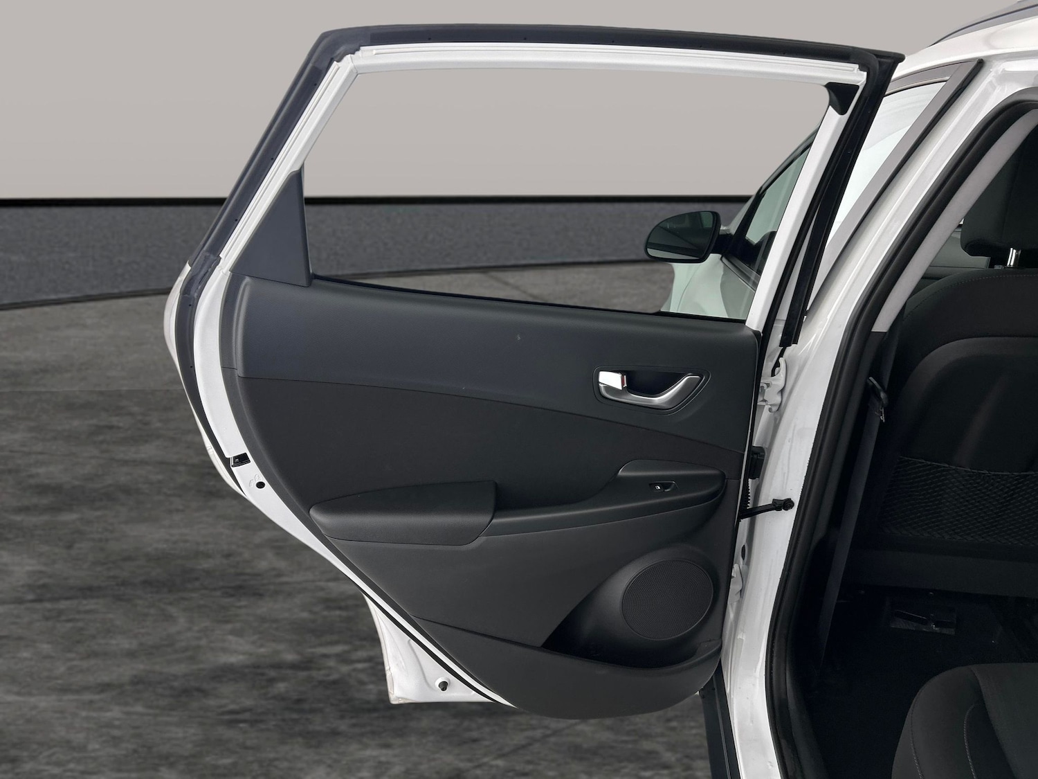 Used Hyundai KONA 2023 for sale - 76627602: Photo 26