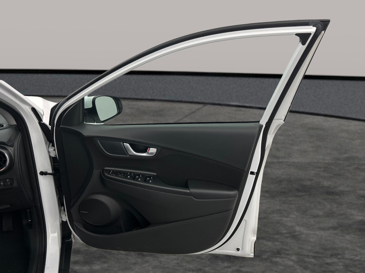 Used Hyundai KONA 2023 for sale - 76627602: Photo 29