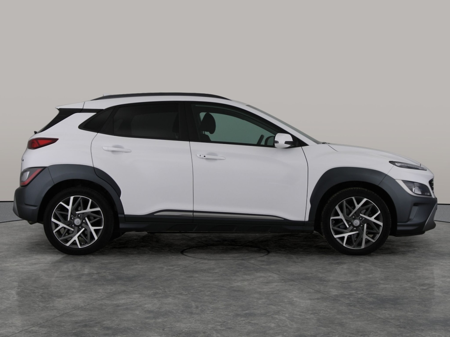 Used Hyundai KONA 2023 for sale - 76627602: Photo 9