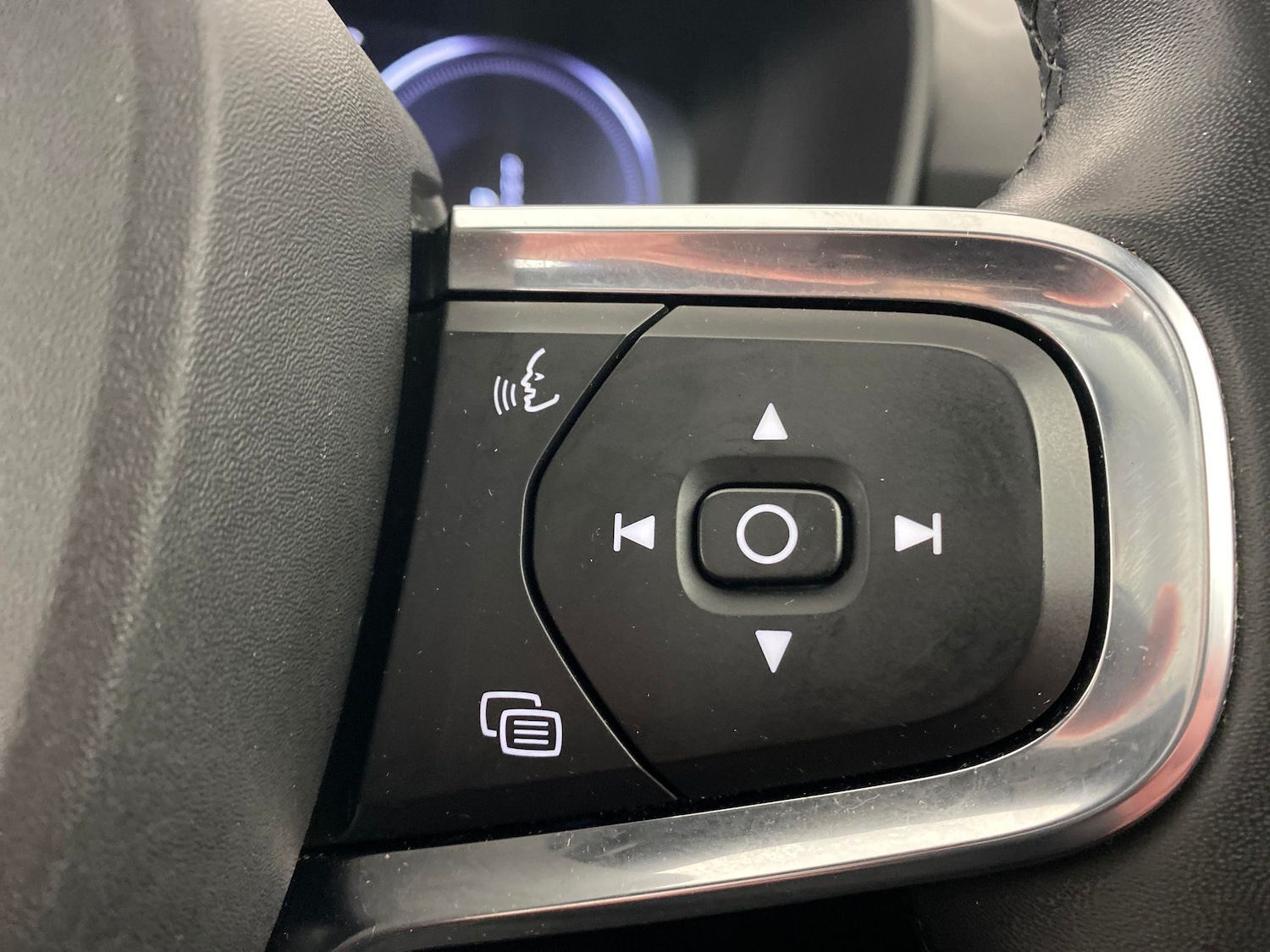 Used Volvo XC40 2022 for sale - 78028358: Photo 20