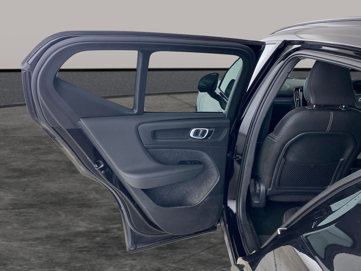 Used Volvo XC40 2022 for sale - 78028358: Photo 26