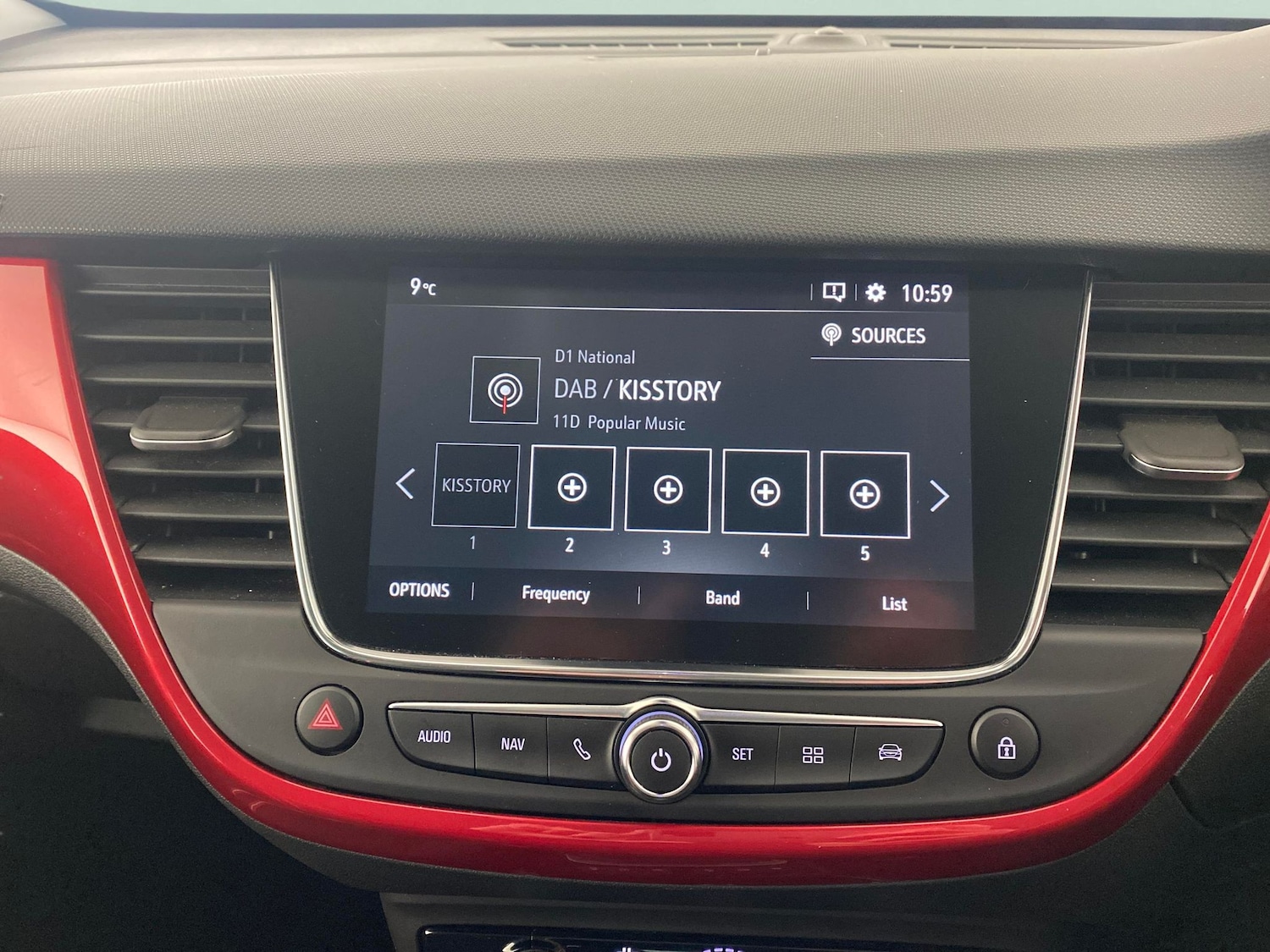 Used Vauxhall Crossland 2023 for sale - 76650871: Photo 6