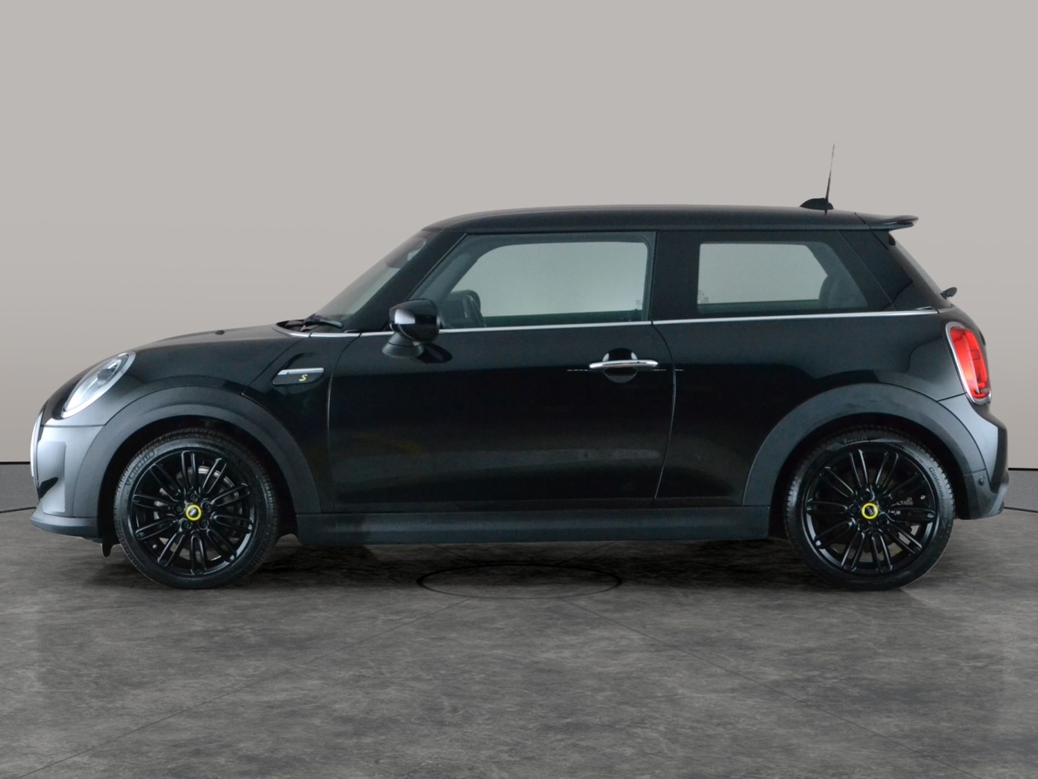 Used MINI Hatch 2023 for sale - 78055502: Photo 13