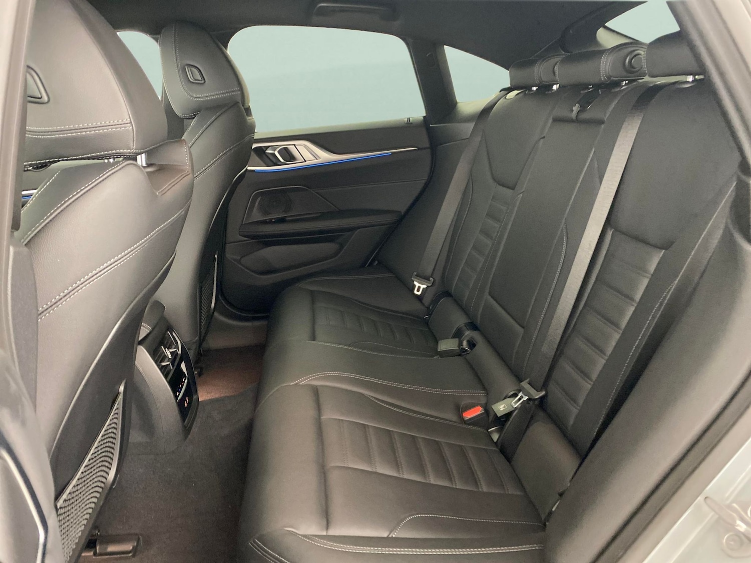 Used BMW i4 2024 for sale - 76905844: Photo 24