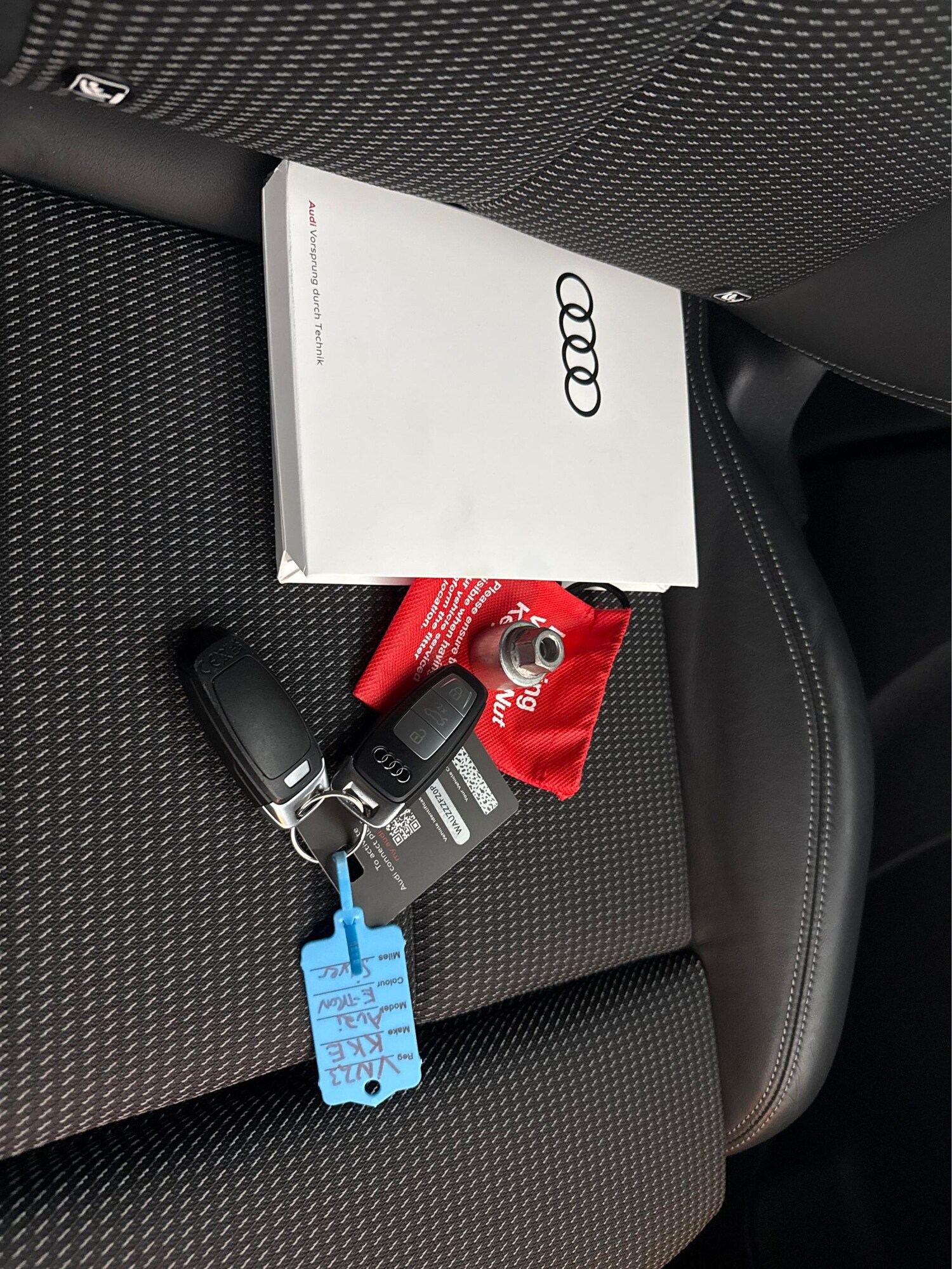 Used Audi Q4 e-tron for sale - 77962927: Photo 31