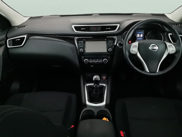 Used Nissan Qashqai 2015 for sale - 76240803: Photo 9