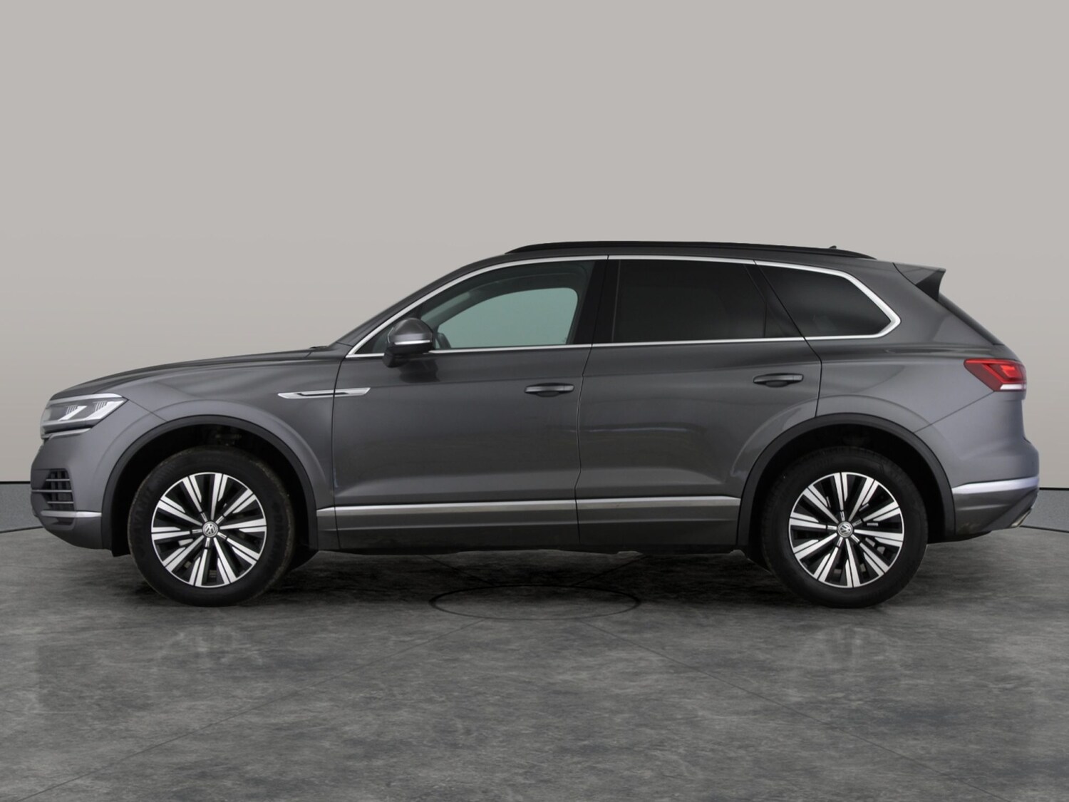 Used Volkswagen Touareg for sale - 77676930: Photo 13