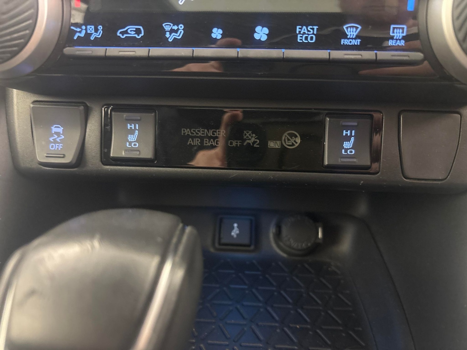 Used Toyota RAV4 2022 for sale - 78178139: Photo 18