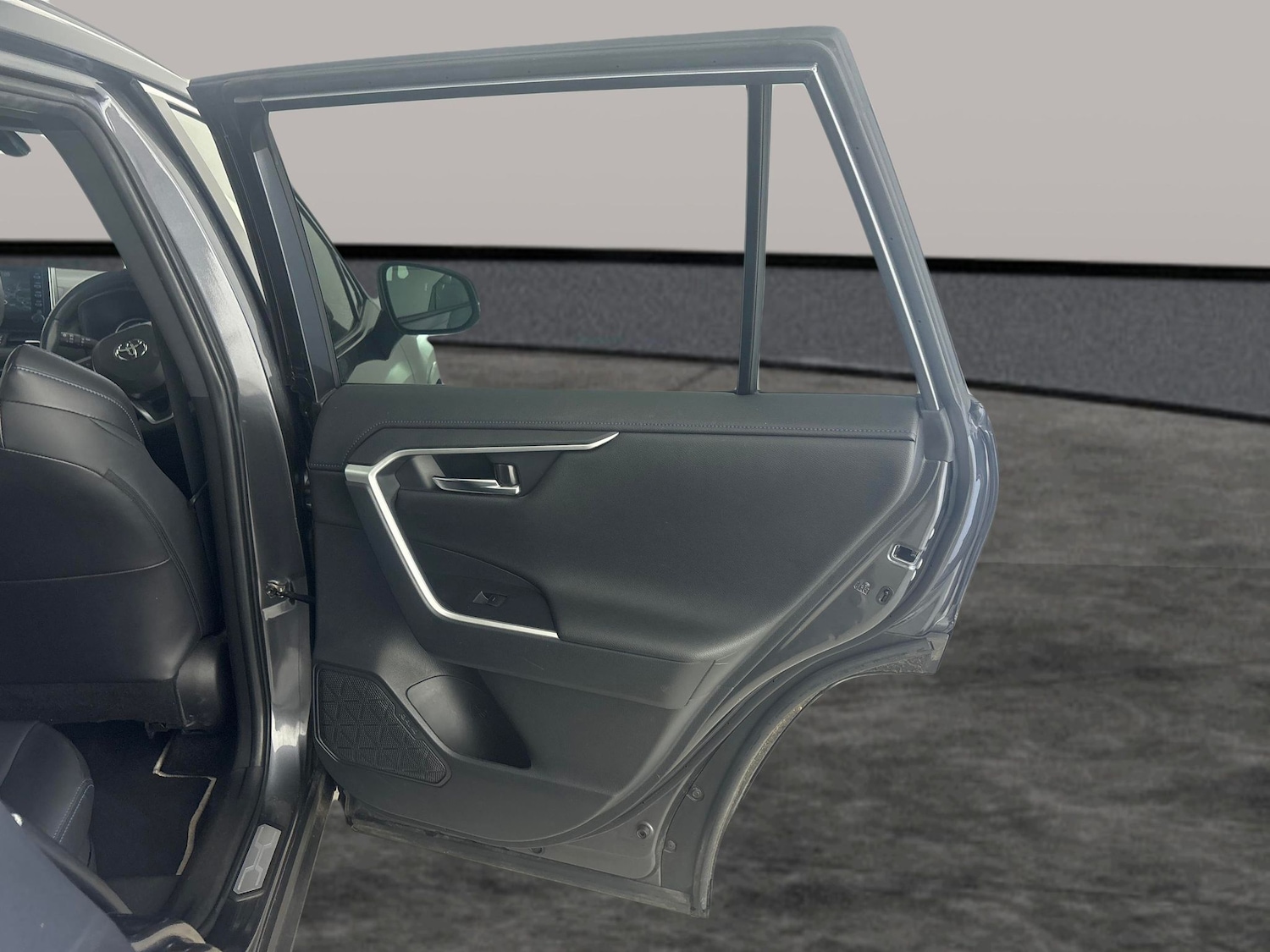 Used Toyota RAV4 2022 for sale - 78178139: Photo 29