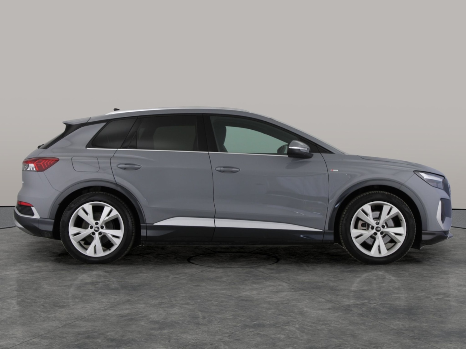 Used Audi Q4 e-tron 2023 for sale - 76384828: Photo 11