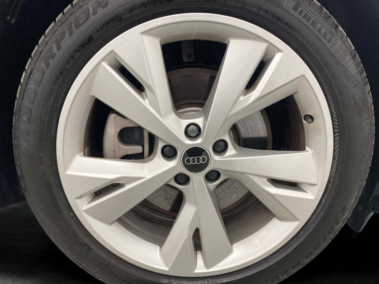 Used Audi Q4 e-tron 2023 for sale - 76384828: Photo 29