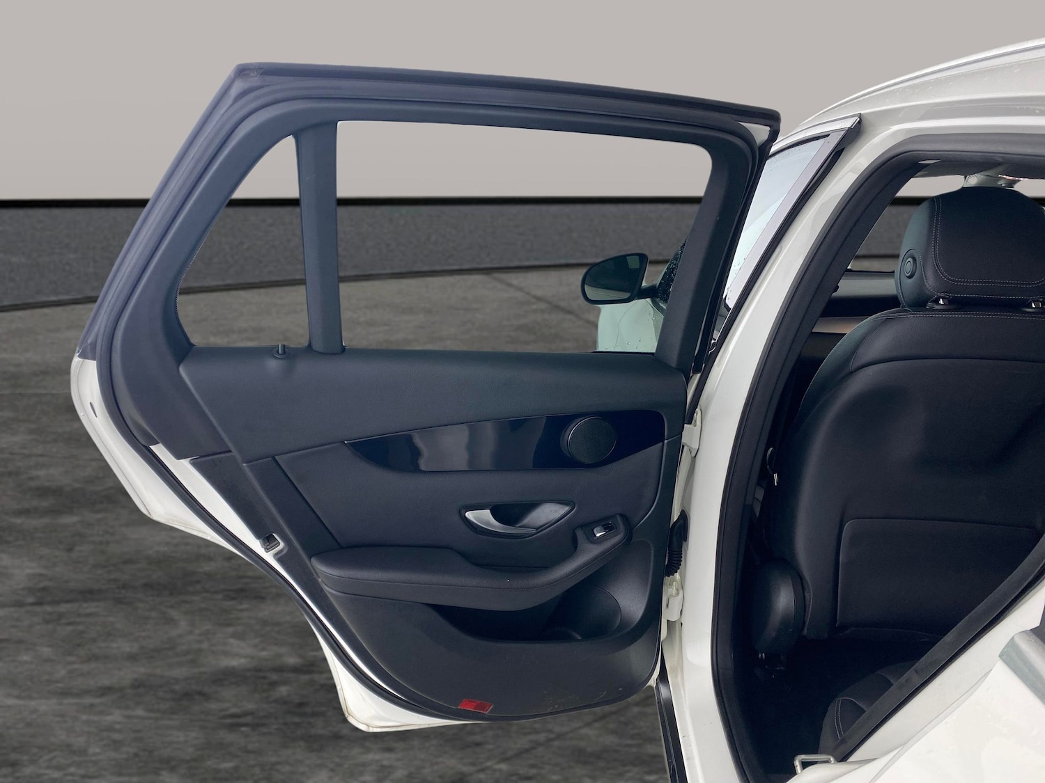 Used Mercedes-Benz GLC 2020 for sale - 77701767: Photo 25