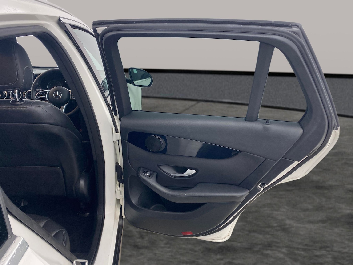 Used Mercedes-Benz GLC 2020 for sale - 77701767: Photo 27