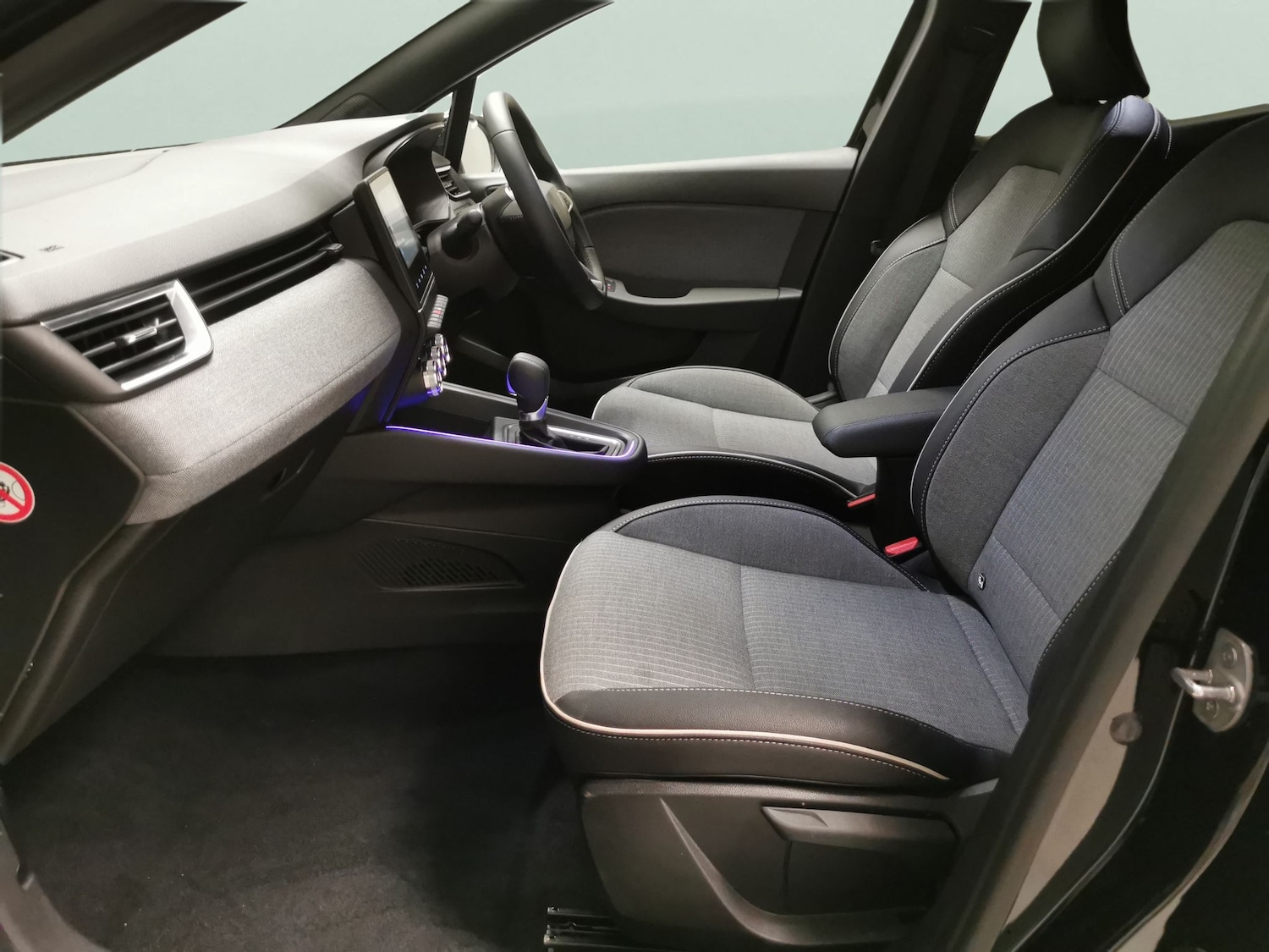 Used Renault Clio 2025 for sale - 78109987: Photo 4