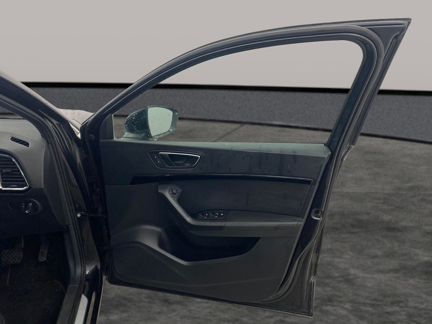 Used SEAT Ateca for sale - 77337378: Photo 32