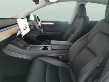 Used Tesla Model Y 2022 for sale - 76669382: Photo