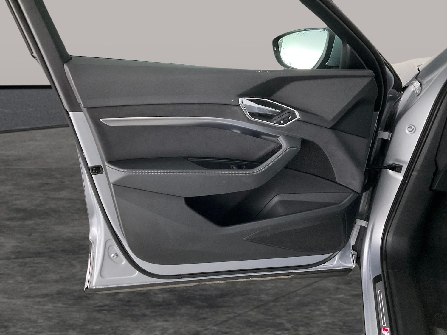 Used Audi e-tron 2022 for sale - 76847599: Photo 32