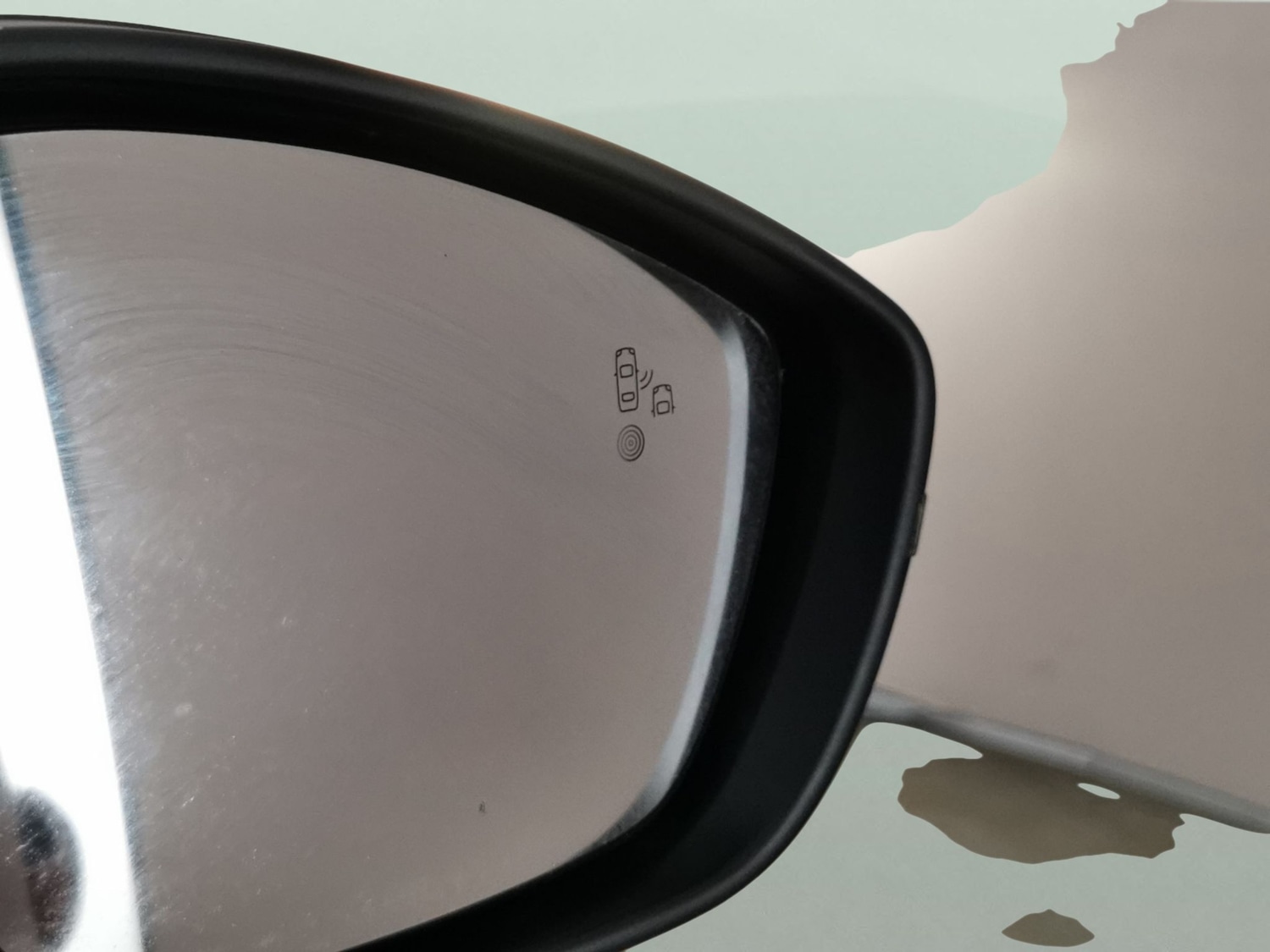 Used Peugeot E-2008 2022 for sale - 76577885: Photo 22