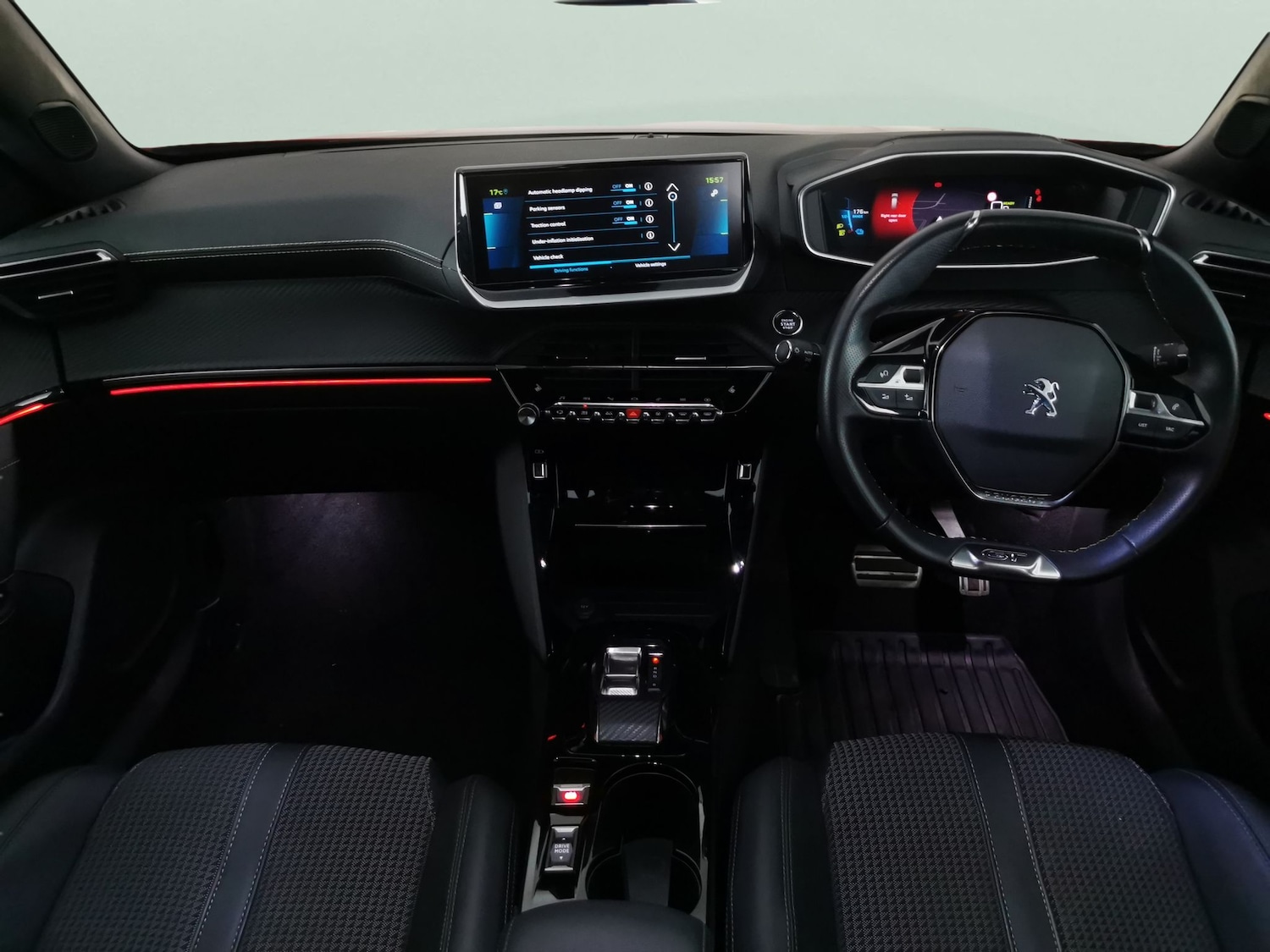 Used Peugeot E-2008 2022 for sale - 76577885: Photo 7