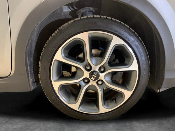 Used Kia Picanto 2021 for sale - 76090843: Photo 31