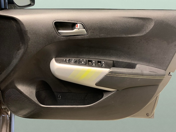 Used Kia Picanto 2021 for sale - 76090843: Photo 38