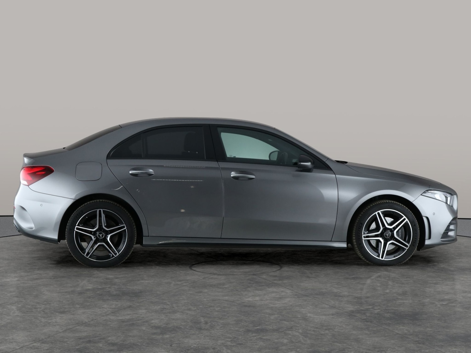 Used Mercedes-Benz A-Class 2022 for sale - 76612358: Photo 9