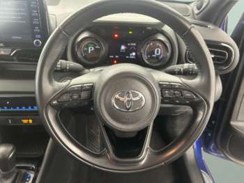 Used Toyota Yaris 2022 for sale - 75238592: Photo