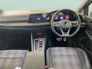 Used Volkswagen Golf 2021 for sale - 77406780: Photo