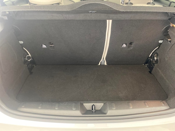 Used MINI Electric Hatch 2022 for sale - 76255797: Photo 11