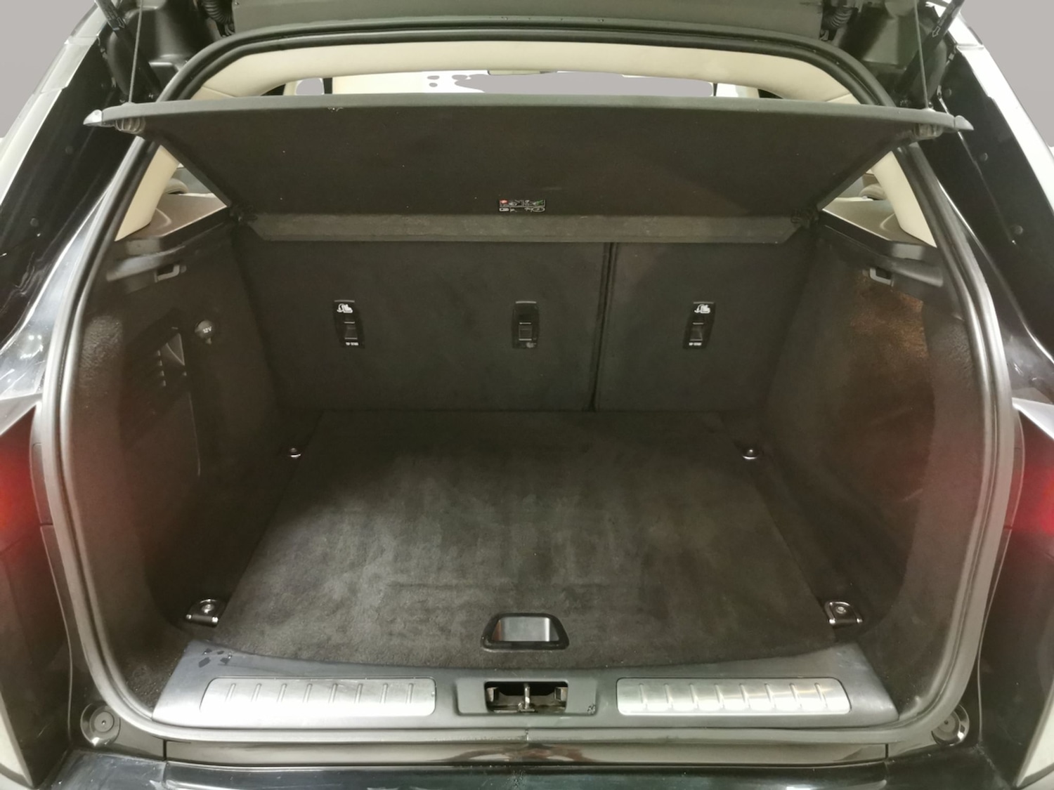 Used Land Rover Range Rover Evoque 2019 for sale - 76725424: Photo 34