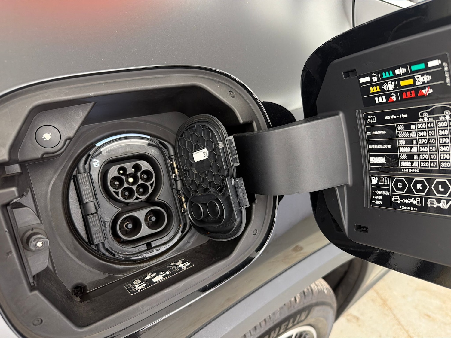 Used Mercedes-Benz EQA 2023 for sale - 77988712: Photo 32