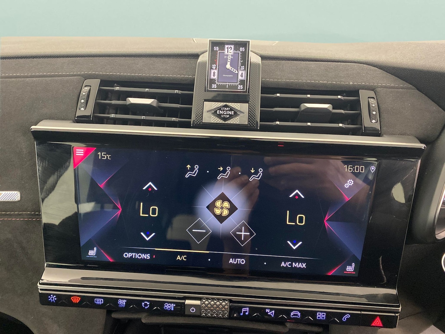 Used DS Automobiles DS 7 Crossback 2021 for sale - 77951088: Photo 16