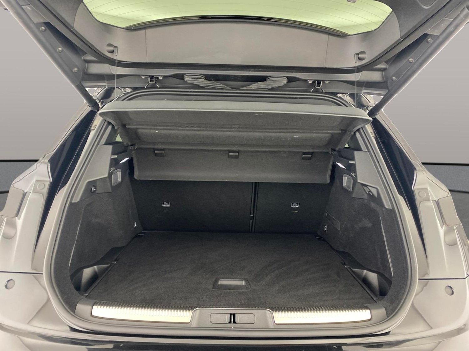 Used DS Automobiles DS 7 Crossback 2021 for sale - 77951088: Photo 8