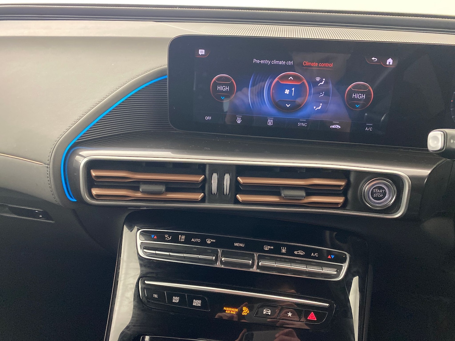 Used Mercedes-Benz EQC 2022 for sale - 77570422: Photo 15