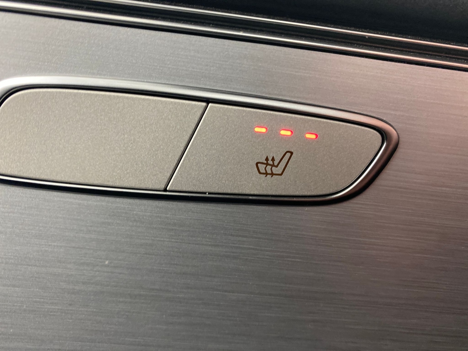 Used Mercedes-Benz EQC 2022 for sale - 77570422: Photo 16