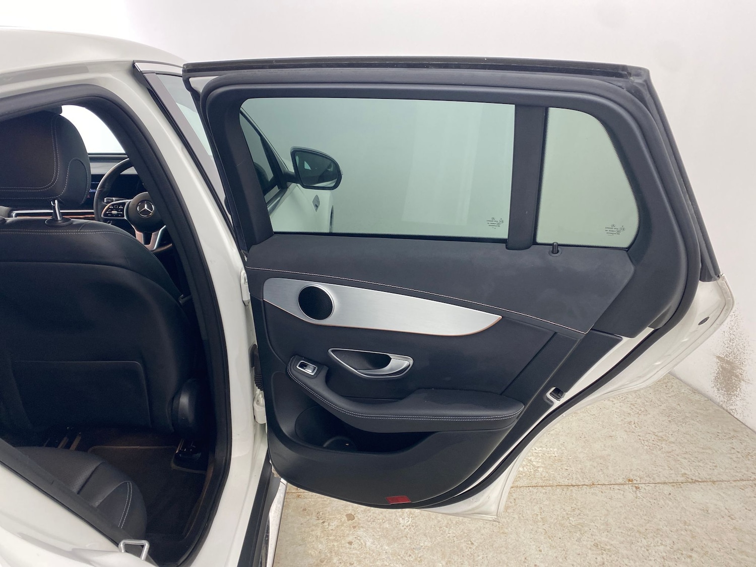 Used Mercedes-Benz EQC 2022 for sale - 77570422: Photo 25