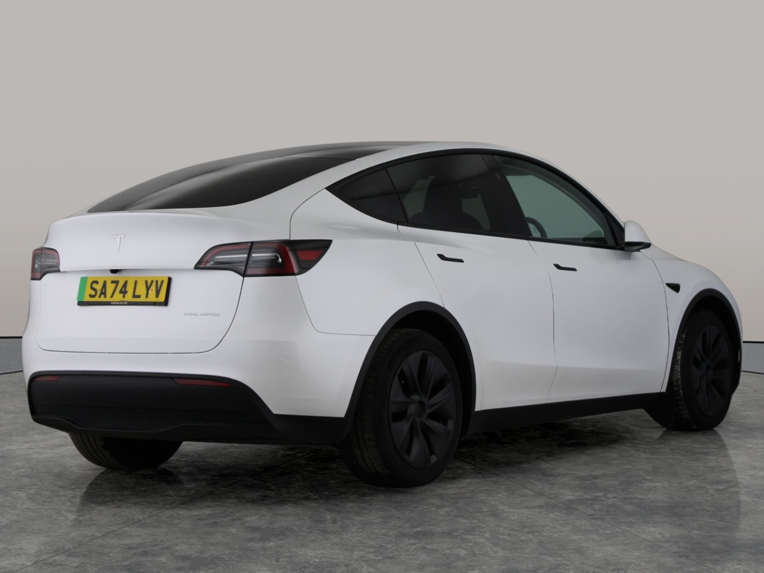 Used Tesla Model Y 2024 for sale - 77763214: Photo 11