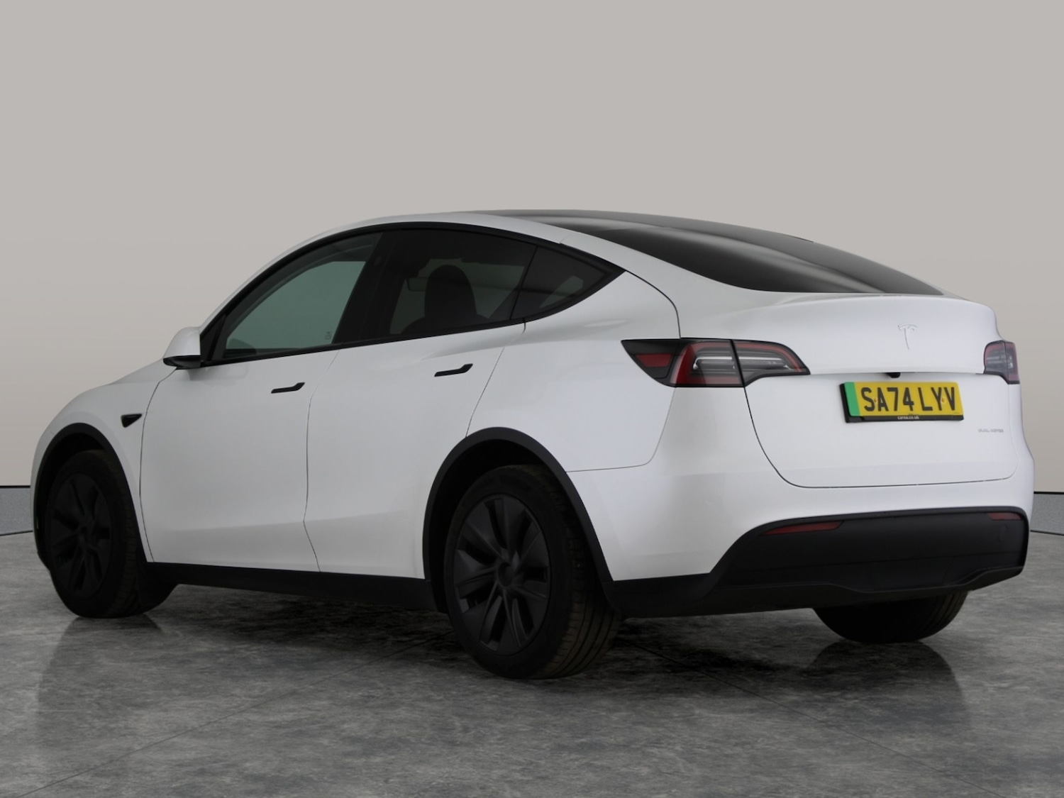 Used Tesla Model Y 2024 for sale - 77763214: Photo 13