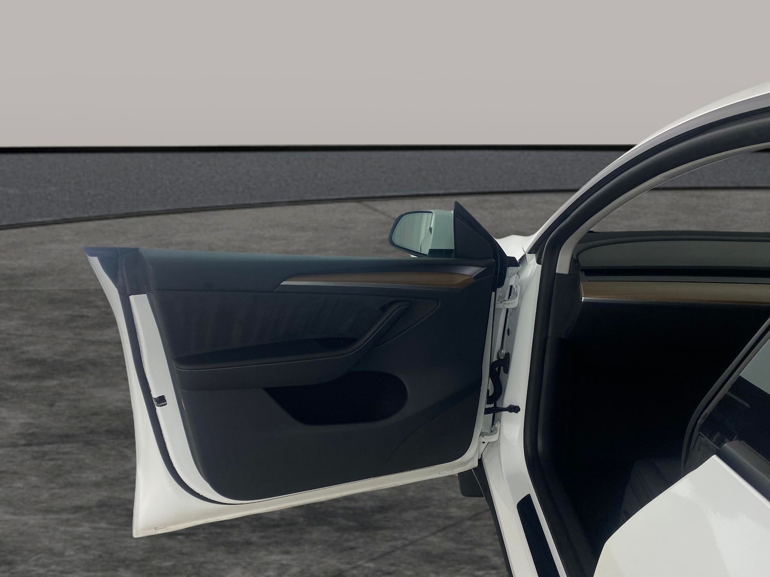 Used Tesla Model Y 2024 for sale - 77763214: Photo 22