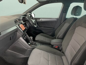 Used Volkswagen Tiguan 2020 for sale - 75920335: Photo