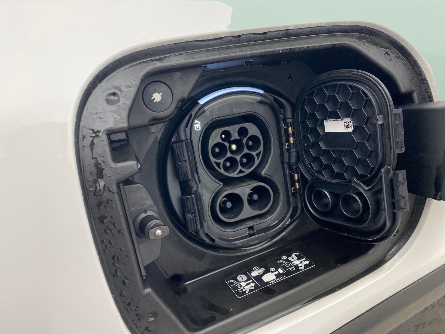 Used Mercedes-Benz EQB 2023 for sale - 77460947: Photo 23