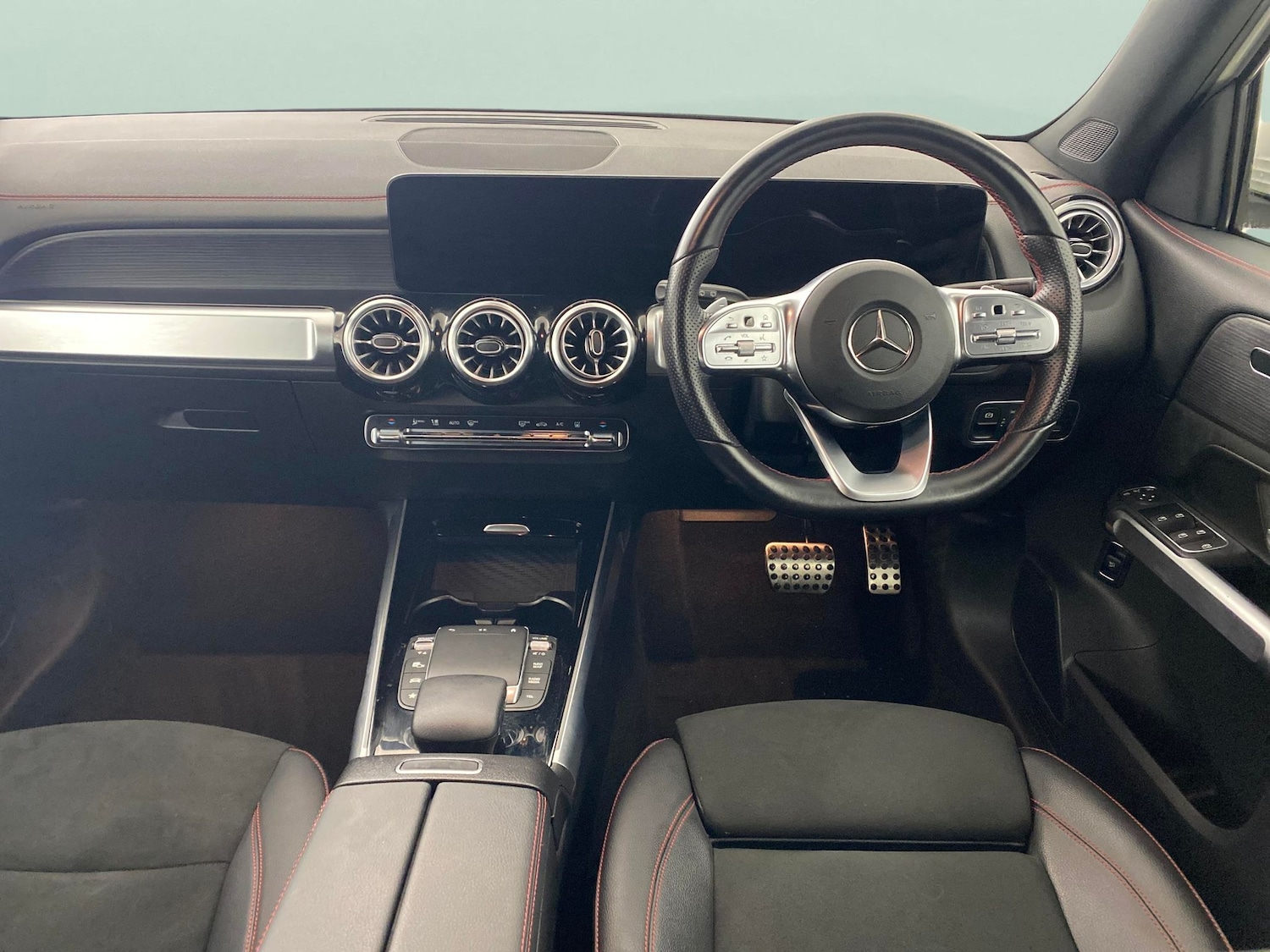 Used Mercedes-Benz EQB 2023 for sale - 77460947: Photo 4