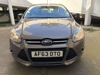 Used Ford Focus 2013 for sale - 76174580: Photo 2