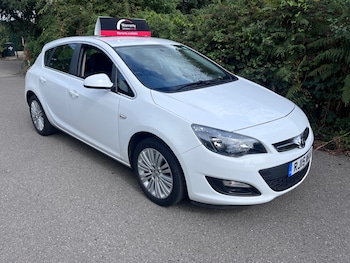 Used Vauxhall Astra 2015 for sale - 75715642: Photo