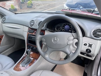 Used Mercedes-Benz CLK 2003 for sale - 78823412: Photo