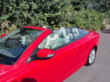 Used Volvo C70 2008 for sale - 79425346: Photo